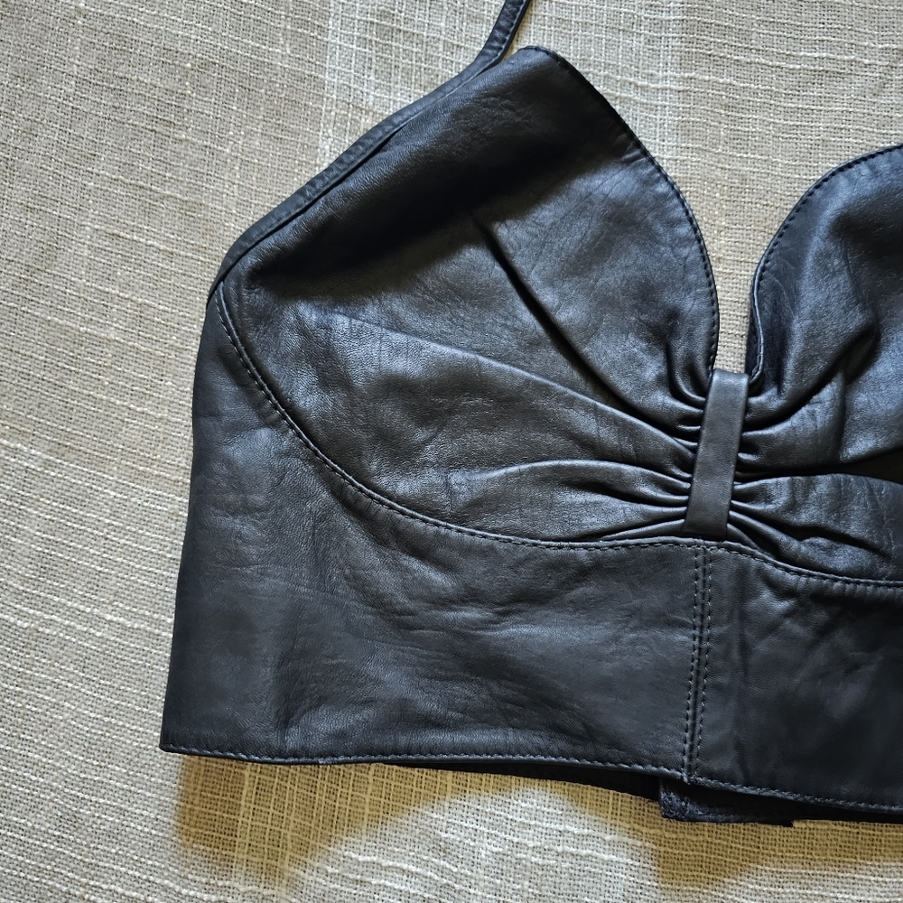 VTG Western Motoboho Yallternative Biker Black Leather Tie Cropped Halter Top - Picture 2 of 11